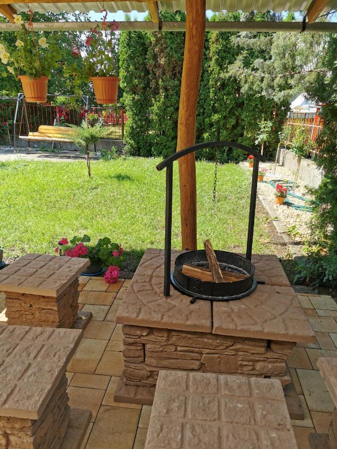 Apartamento Zsory Furdo Lapartman Mezokovesd Szihalom Exterior foto